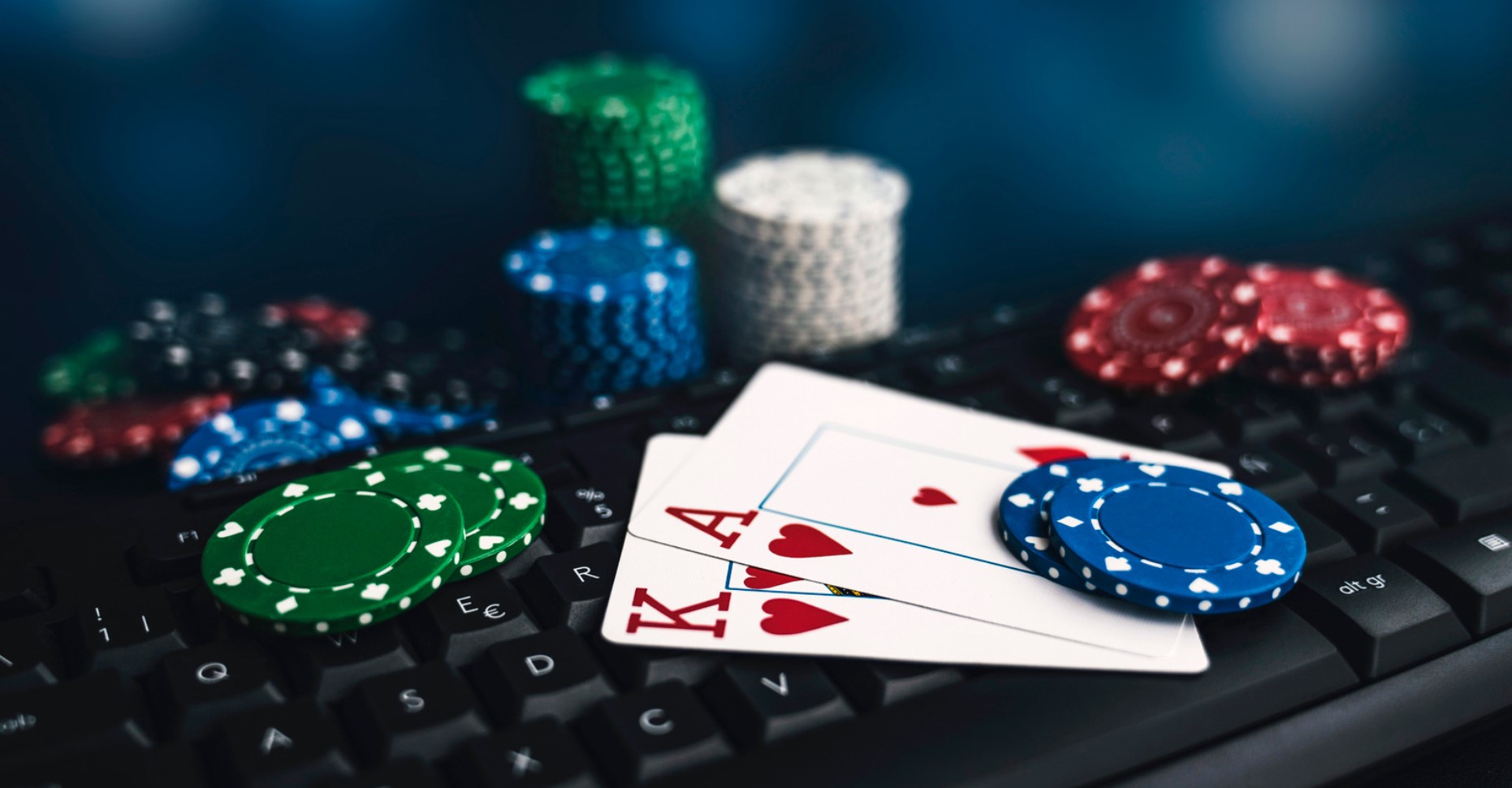 Canlı kazino: onlayn qumar oyunlarının yeni dövrü